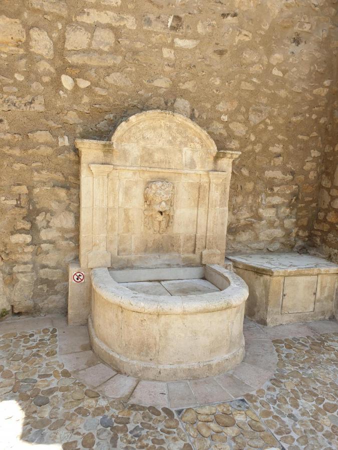 شقة Les Estrelles Saint-Rémy-de-Provence المظهر الخارجي الصورة