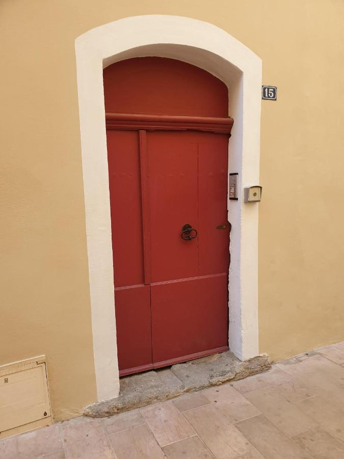 شقة Les Estrelles Saint-Rémy-de-Provence المظهر الخارجي الصورة